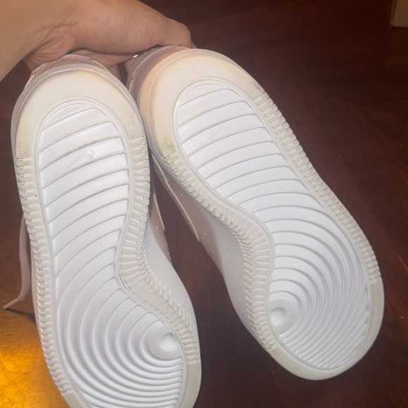 Nike Women's Blush Pink Sneakers - Picture 4 of 6